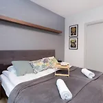 Superior Apartment With Balcony & Parking Gdansk By Noclegi Renters Prestige