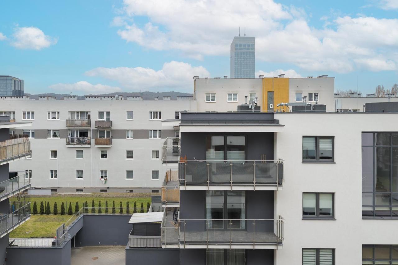 Superior With Balcony & Parking By Renters Prestige Apartment Gdansk